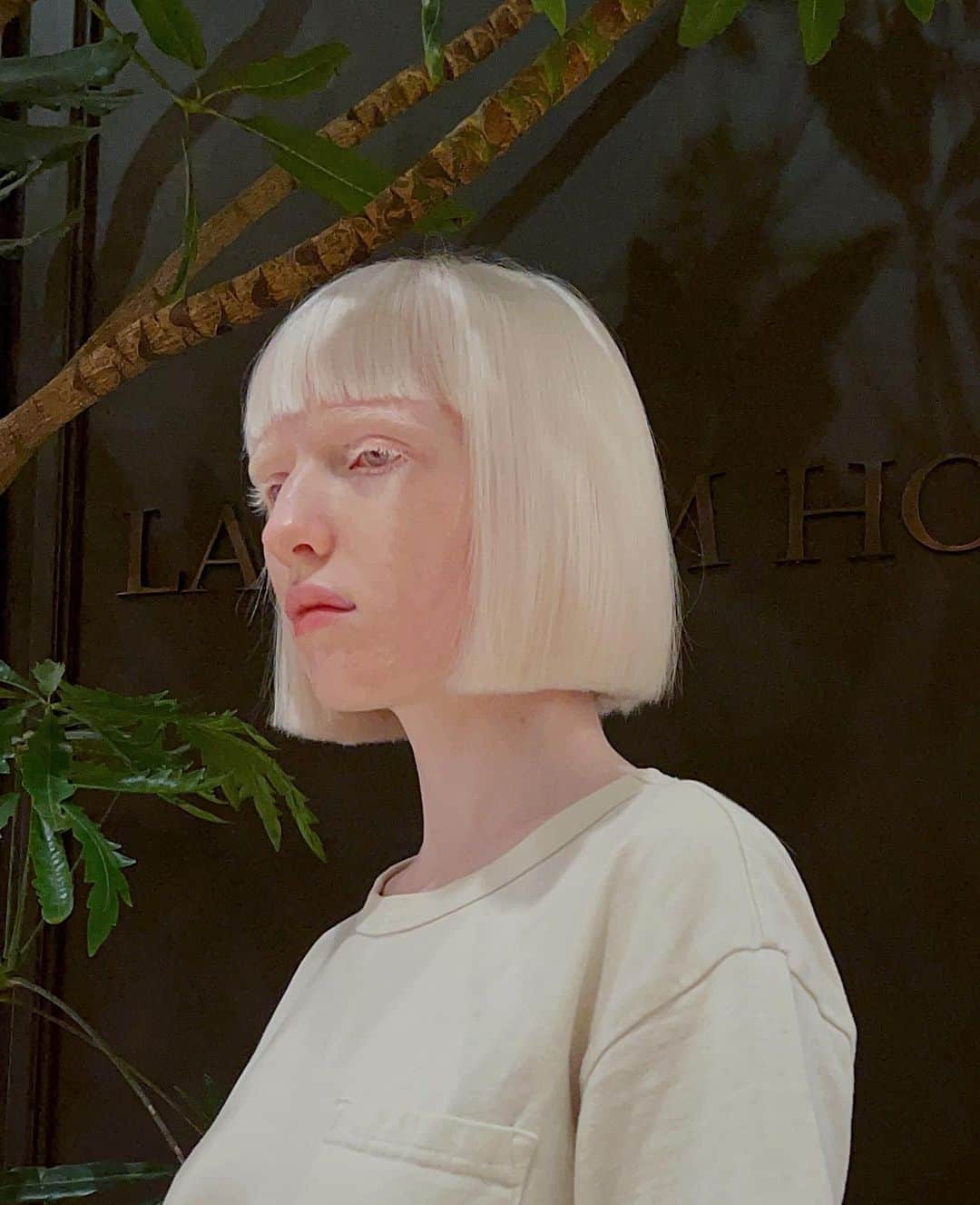ナスチャのインスタグラム：「Finally favorite bob hair 😍」