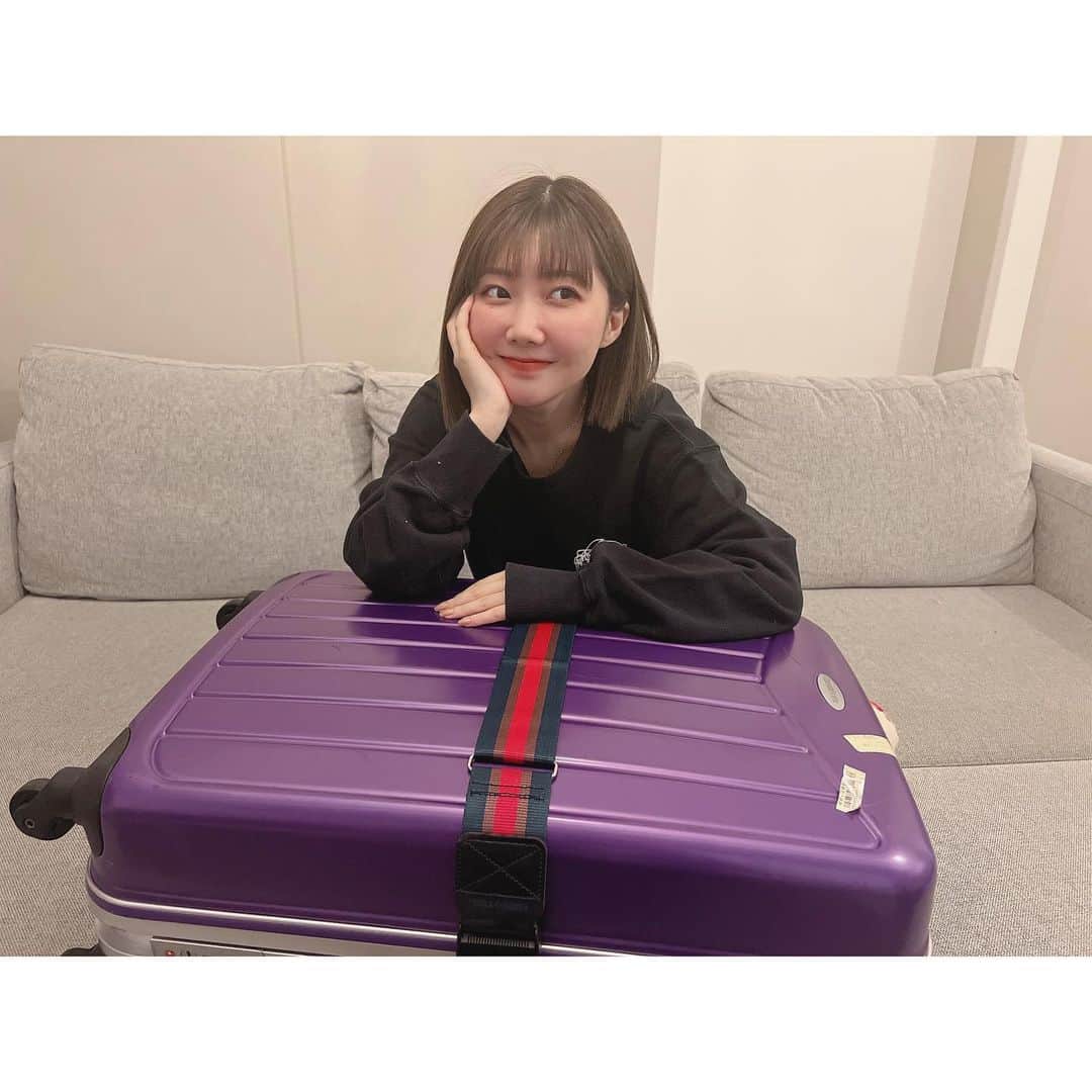 諸星すみれのインスタグラム：「YouTube動画投稿しました！ すーちゃんねるメンバーで初めての旅行！！✈️👏🏻 上手にパッキングできました🤭  #北海道 #北海道旅行 #旅行 #パッキング」