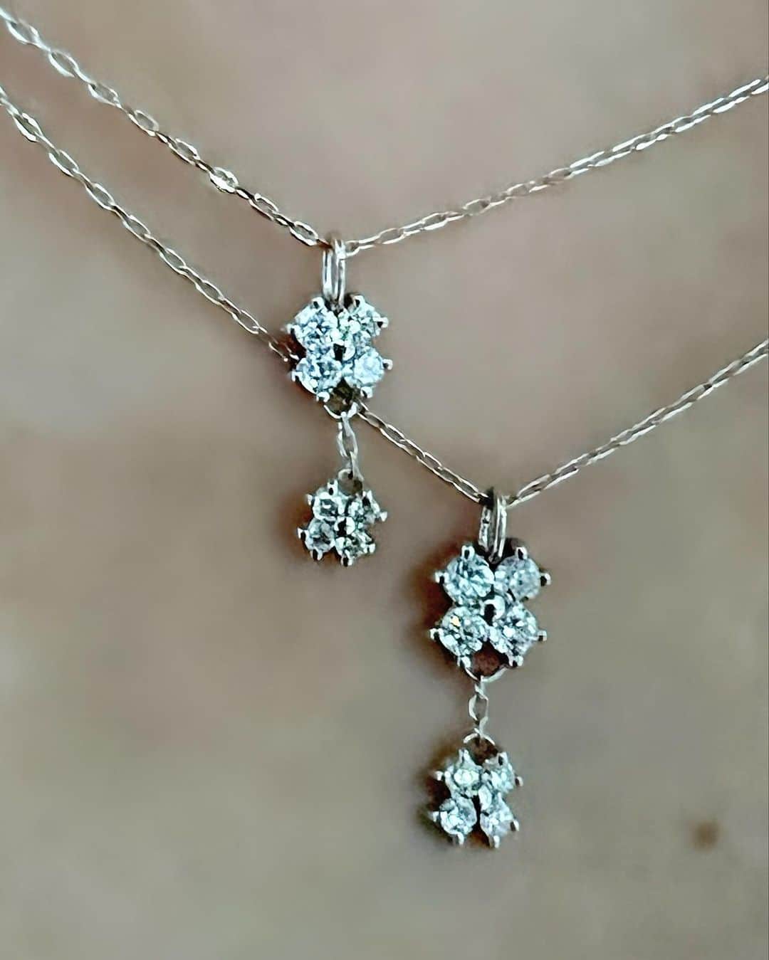 麻美さんのインスタグラム写真 - (麻美Instagram)「🍀クローバー🍀 ． 幸せを呼ぶ四葉のクローバー ． いつも着けれる お守りのような SKIN JEWELRY  ． coming soon❣️ . #mami's jewelry #Clover #cloverjewelry  #diamond」11月3日 18時23分 - mami0s