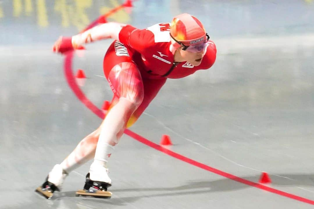 菊池純礼のインスタグラム：「I'm super excited to my first world cup for speed skating⛸🔥  たくさんの応援ありがとうございました！ 初めてのW杯すごく楽しみです。 進化し続けるのみ！  #teamfujikyu #speedskating  #富士急行スケート部 #スピードスケート  @fujiq_skate」