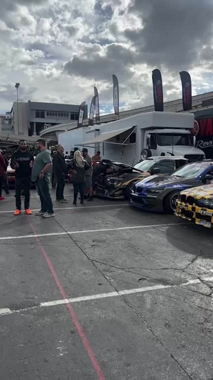 のインスタグラム：「Live at SEMA」