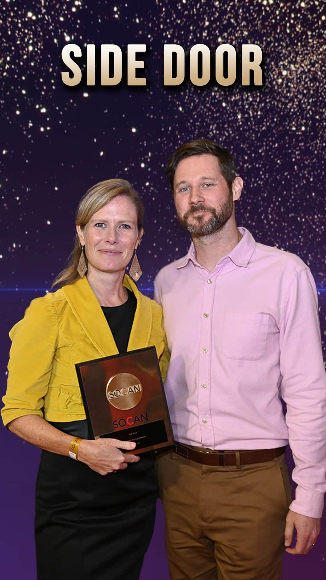 SOCANのインスタグラム：「#LicensedtoPlay Award winners @danmanganmusic and Laura Simpson talk about the story behind how @sidedoor.access started. Catch them on Dragon's Den on November 3rd. #socanawards #houseconcerts #alternativevenues #livemusic」