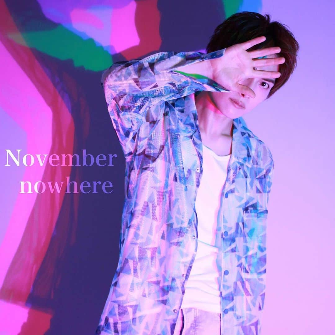 永井朋弥のインスタグラム：「【Release💿】  11/20(日) 🆕アルバム 『November nowhere』  CDリリースします❗️  CDリリースは4年振り アルバムは6年振り‼️  当日はリリース記念ワンマンライブやります🎤  ↓ ↓ ↓  永井朋弥 One-Man LIVE2022  2022年11月20日(日)  一部♦︎ニューアルバム発売記念LIVE (昼公演) OPEN/START  11:30/12:00  二部♦︎BirthDay LIVE (夜公演)  OPEN/START  15:30/16:00  チケット🎫 各部共通 前売り3,500円 当日券4,000円  一部二部通し券 前売りのみ6,000円  会場◾️LIVE GARAGE 秋田犬  〒101-0032 千代田区岩本町3-7-11神田KSビルB1F 03-3863-8678 　  入場順◾️①前売りチケット                 ②チケットフォーム                 ③当日券  是非遊びにきてください 直接みんなにCDを渡したい気持ちでいるよ  収録曲や購入特典など詳細は 公式サイトでチェックしてね♪  #永井朋弥 #アルバムリリース #ワンマンライブ #Novembernowhere #リリース記念ライブ #誕生日ライブ」