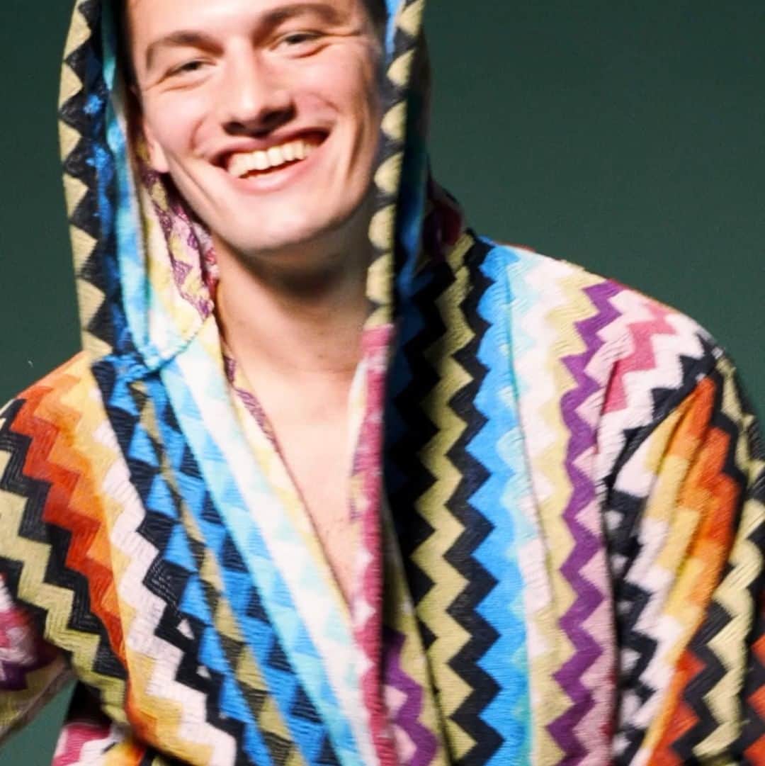 のインスタグラム：「Only the dreamers wear a #Missoni bathrobe.」