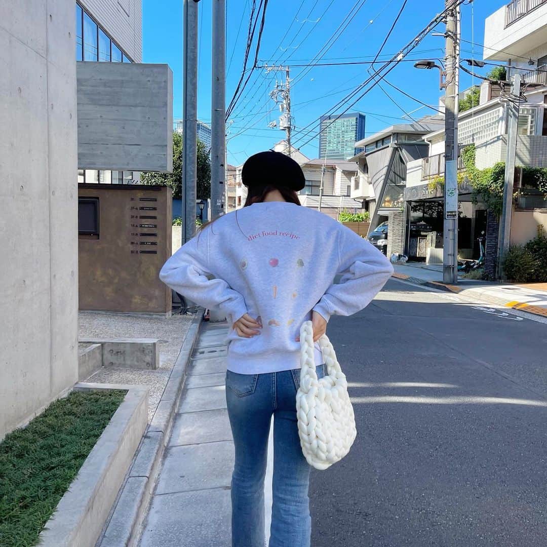 ひよんのインスタグラム：「🍅🥦🧄🫑  ダイエットがんばろー❤️‍🔥 ふふ❤️‍🔥❤️‍🔥  #ひよん #ひよん服 #9unq」