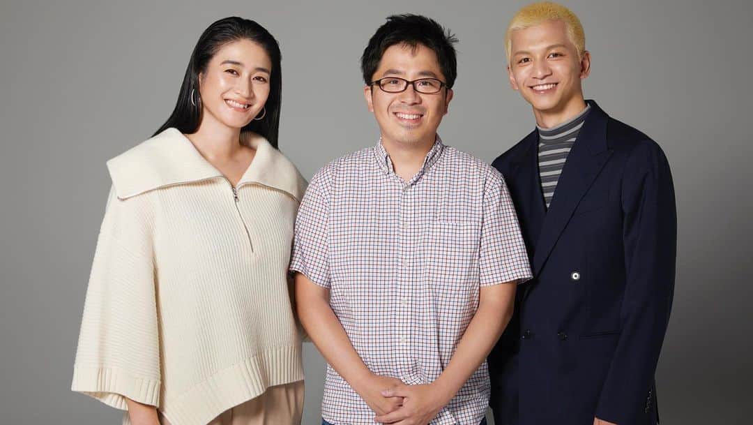 小雪さんのインスタグラム写真 - (小雪Instagram)「映画「桜色の風が咲く」 本日より全国順次公開です。 現在東京大学先端科学研究技術センターにて教授をされている福島智先生とご家族の強く温かい実話に基づく力強い作品です。  スタッフ、キャストと共に丁寧に試行錯誤しながら作りました。 少しでも多くの方に是非観ていただきたい作品です。 公開劇場などの情報はプロフィールのURLより公式サイトにてご確認頂けます。  ぜひ劇場にてご覧ください。  #映画 #桜色の風が咲く #福島智 先生 #松本准平 監督 #田中偉登  #吉沢悠  #小雪 #GAGA #ギャガ」11月4日 16時19分 - koyuki_official