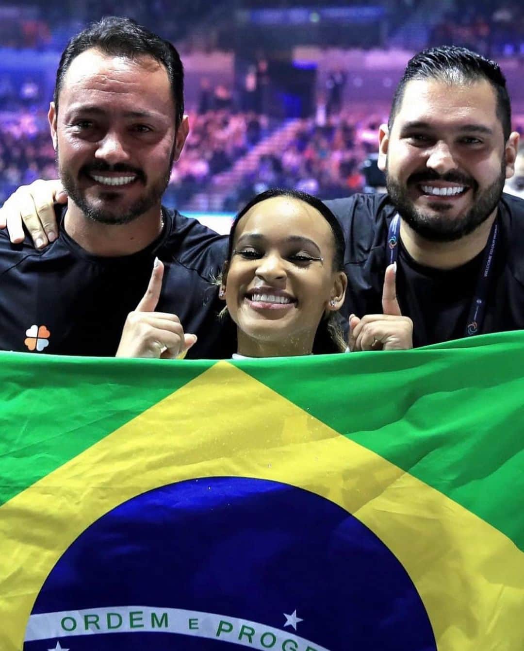 レベッカ・アンドラーデさんのインスタグラム写真 - (レベッカ・アンドラーデInstagram)「Ela veio, nós conseguimos @franciscogym  Campeã mundial de individual geral! Obrigada equipe multidisciplinar, equipe técnica e obrigada a todos pela torcida!🙏🏽❤️🇧🇷 Foto: @rbufolin  @cbginastica @timeflamengo @timebrasil」11月4日 9時15分 - rebecarandrade