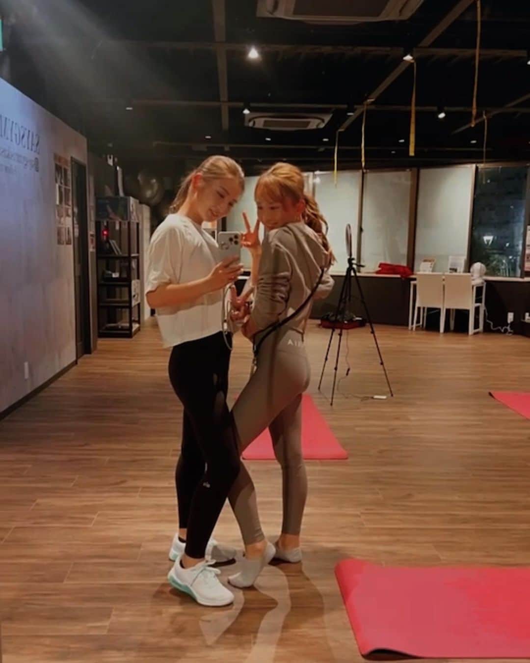 江口紗代のインスタグラム：「🧘‍♀️🧘‍♀️   #YouTube #34ちゃんねる」