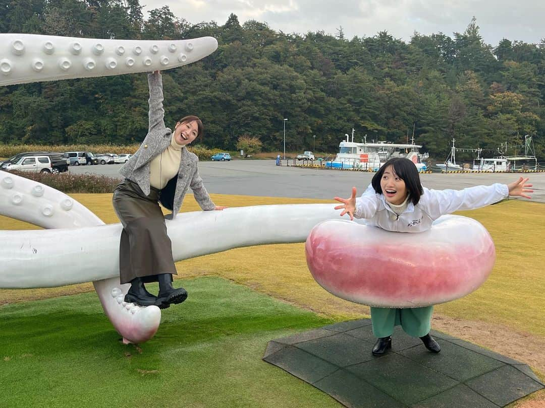 東留伽のインスタグラム：「今日はHAB北陸朝日放送とのコラボ中継  @news_okaeri_abc で、石川県能登町からイカキングを紹介しました！🦑 ． HAB久保アナウンサー @cuvochan と共に10分間の生中継、とっても楽しかったです✨ ． ． 朝サンダーバードが休止していて、車で片道5時間半かけて向かいましたがその甲斐がありました…！！笑 ． 今から大阪まで帰ります😂 #newsおかえり #イカキング #能登 #石川県」