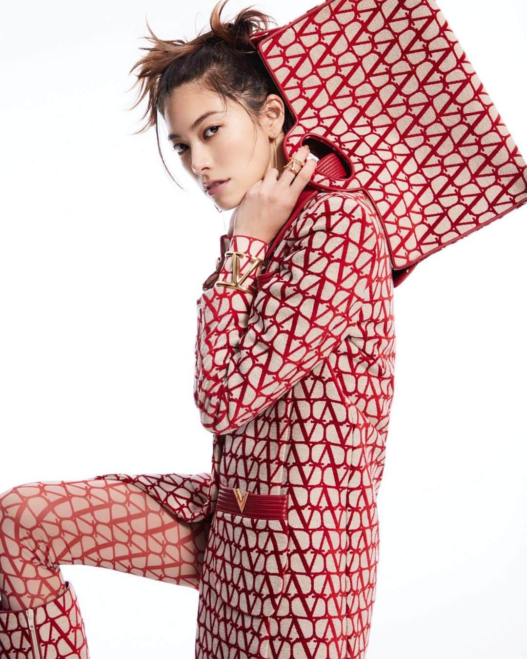 森星のインスタグラム：「@maisonvalentino VLOGO TOILE ICONOGRAPHE collection for @ellejapan ❤️ photographer @bun5o」