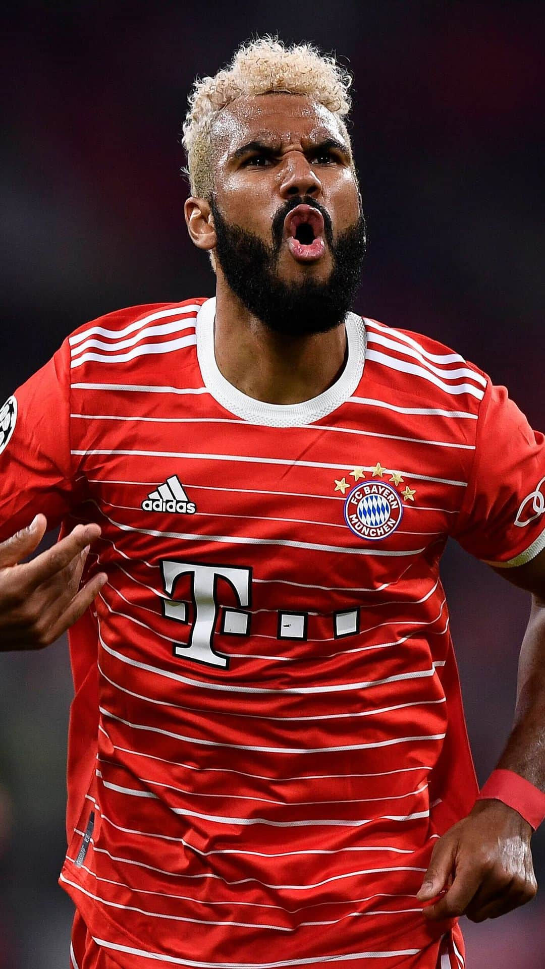 エリック・マキシム・シュポ＝モティングのインスタグラム：「A Choupo banger 🚀🤯 @mr.choupo   #MiaSanMia #FCBayern #UCL」