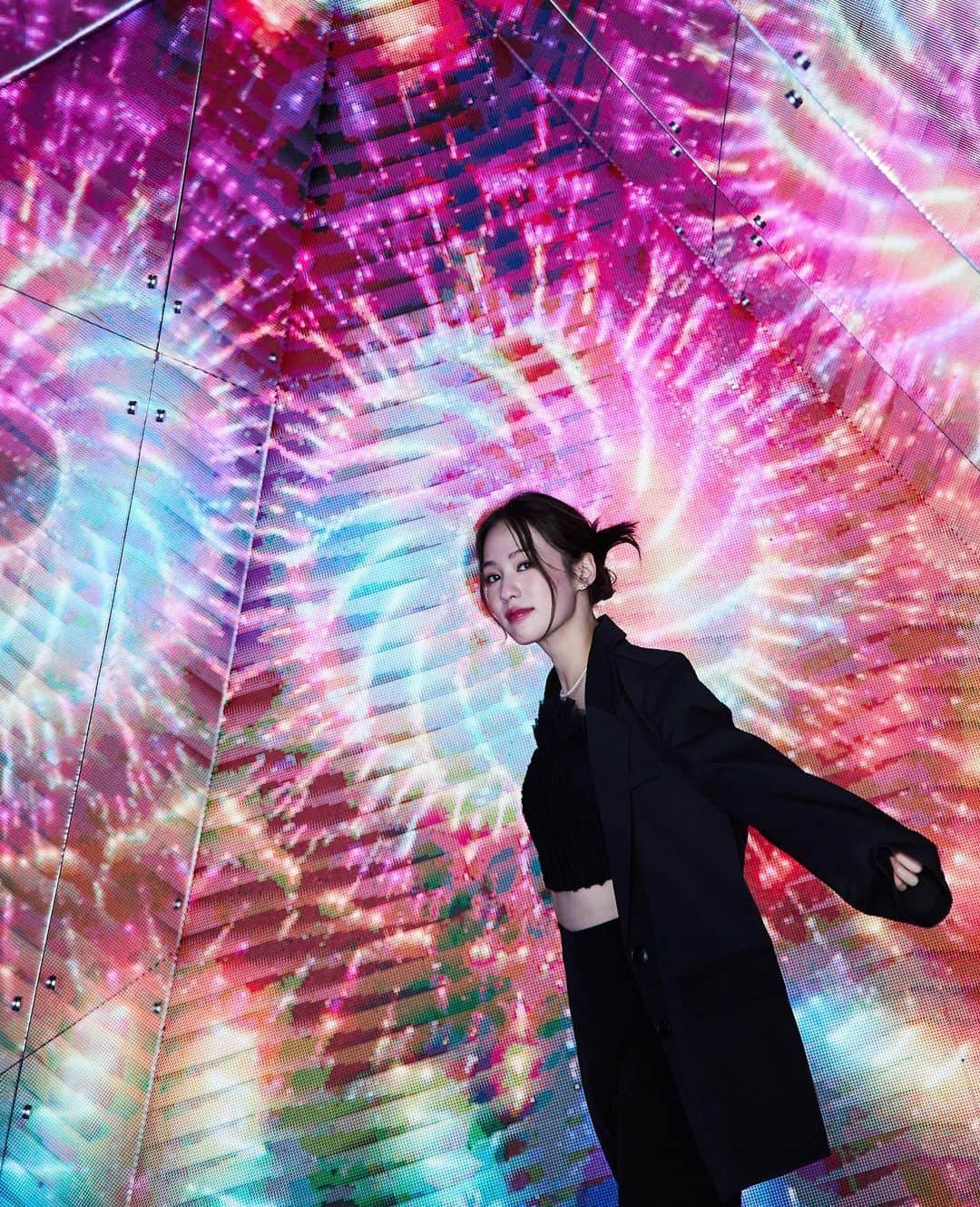 PIMTHAさんのインスタグラム写真 - (PIMTHAInstagram)「Now I'm here blinking in the starlight ✨ ที่ #CatchTheLightImpossible ท้าจับแสงที่ไอคอนสยาม 💡✨  Bangkok Illumination 2022 & ICON Luminaire ลมหนาวมาแล้วว มาเที่ยวเทศกาลไฟระยิบระยับริมแม่น้ำเจ้าพระยา เฉลิมฉลองสองเดือนสุดท้ายแห่งปีกัน  ชาว content creator ห้ามพลาด! มา📷 SHOOT Photo or VDO content ปังๆ ที่งาน Bangkok Illumination 2022 & ICON Luminaire  ✔️ ติด #BKKillumination2022 📍 TAG Location @ICONSIAM 🔗 SHARE โพสต์ลงบน Instagram Feed หรือ TikTok ช่องทางใดช่องทางหนึ่ง  🎁🎁🎁 รับเลย! SIAM Gift Card มูลค่า 100 บาท! 🎁🎁🎁 ณ จุดแลกรับรางวัล ชั้น M หน้าร้าน ZARA 📅 ร่วมสนุกได้ตั้งแต่ 4 พ.ย. 65 - 25 ธ.ค. 65  ชี้ 3 พิกัดจับแสงที่ไอคอนสยาม ✨ Bangkok Illumination 2022 ณ River Park ชั้น G ✨ ICON Luminaire ณ ICONSIAM Park ชั้น 2 ✨ INFINITY FOREST By SOFTlab ณ นภาลัย เทอร์เรซ ชั้น 7  *จำกัด 1 ท่าน / 1 สิทธิ์ / 1 Account / 1 ช่องทางการร่วมกิจกรรม **จำกัด 500 สิทธิ์ ตลอดรายการ ***เงื่อนไขเป็นไปตามที่บริษัทฯ กำหนด  #ICONSIAM #ICONSIAMBangkokIllumination #ICONLUMINAIRE #InfinityForest」11月5日 20時35分 - pimtha