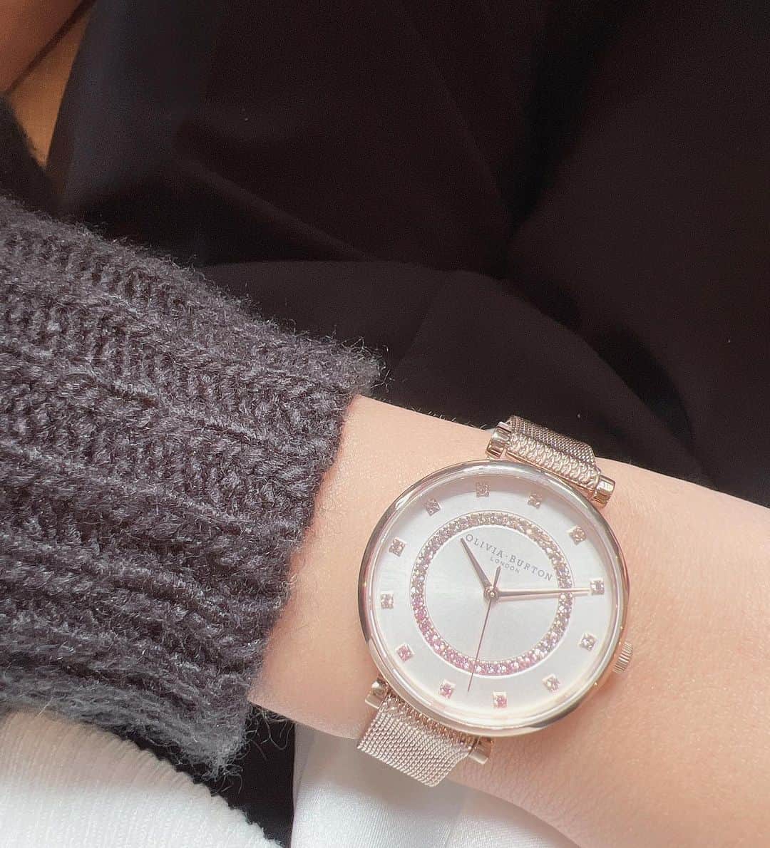 加藤里奈さんのインスタグラム写真 - (加藤里奈Instagram)「⋆ 西尾で抹茶カフェ巡り💚  @oliviaburtonjapan の時計をゲットしたよ〜♡ キラキラしててとても可愛いの🤩  #oliviaburton #oliviaburtontokyo #オリビアバートン #オリ女 #時計 #腕時計 #抹茶カフェ #抹茶スイーツ」11月5日 20時04分 - katoco0326