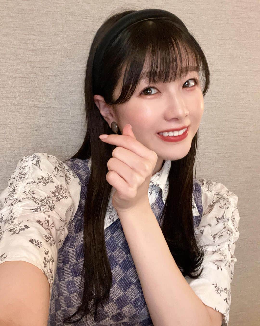 中西香菜のインスタグラム：「・ まつ毛くるんで嬉しい🫶」