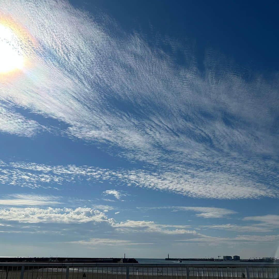 鈴木六夏さんのインスタグラム写真 - (鈴木六夏Instagram)「秋の空。毎日ちがって本当に綺麗！」11月5日 16時41分 - rikuka.62