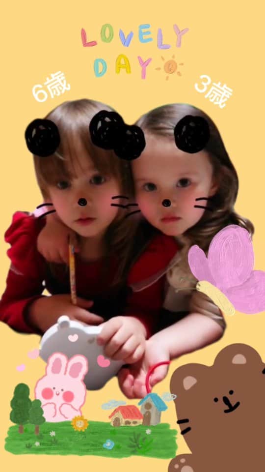 ピーチフラワーのインスタグラム：「· ちょっと懐かしいのが出てきたのでシェアしますね。 Momo6歳、Hana3歳 · · #仲良し姉妹 #三姉妹 #ピーチフラワー #Yukiが生まれたばかりの頃」
