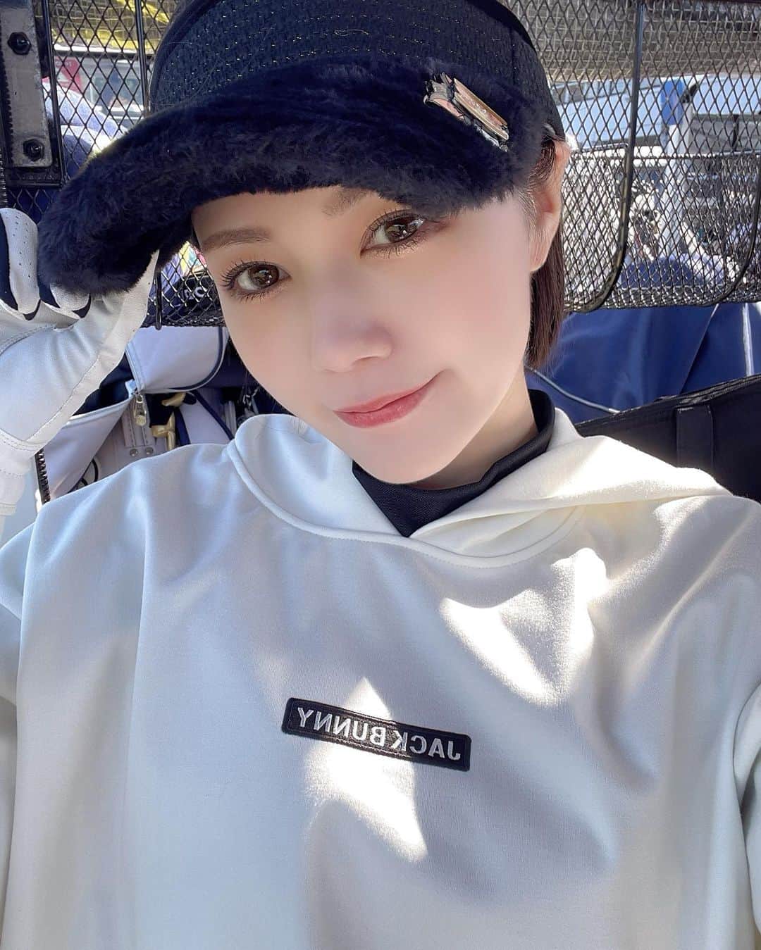 涼森れむのインスタグラム：「. ゴルフ⛳️♡ . . #ゴルフ#ゴルフ女子」