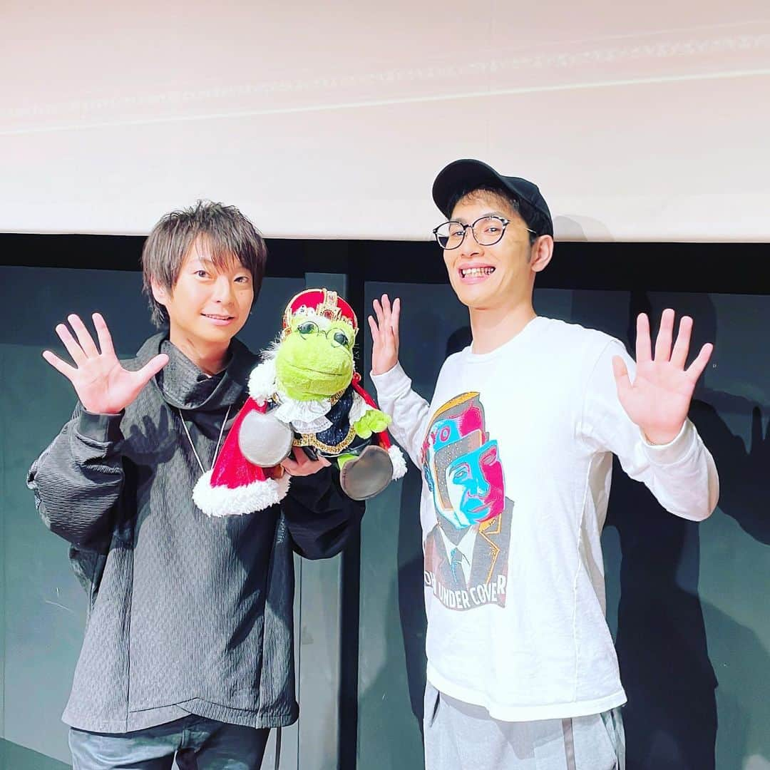 柿原徹也さんのインスタグラム写真 - (柿原徹也Instagram)「遅い時間までありがとうな‼️  #柿原徹也 #谷口悠 #王様 #ジャングル #王様ジャングル #ポチ #生 #配信 #お邪魔しました #おやすみ #ありがとう」11月6日 3時00分 - charisma.tetsuya.days