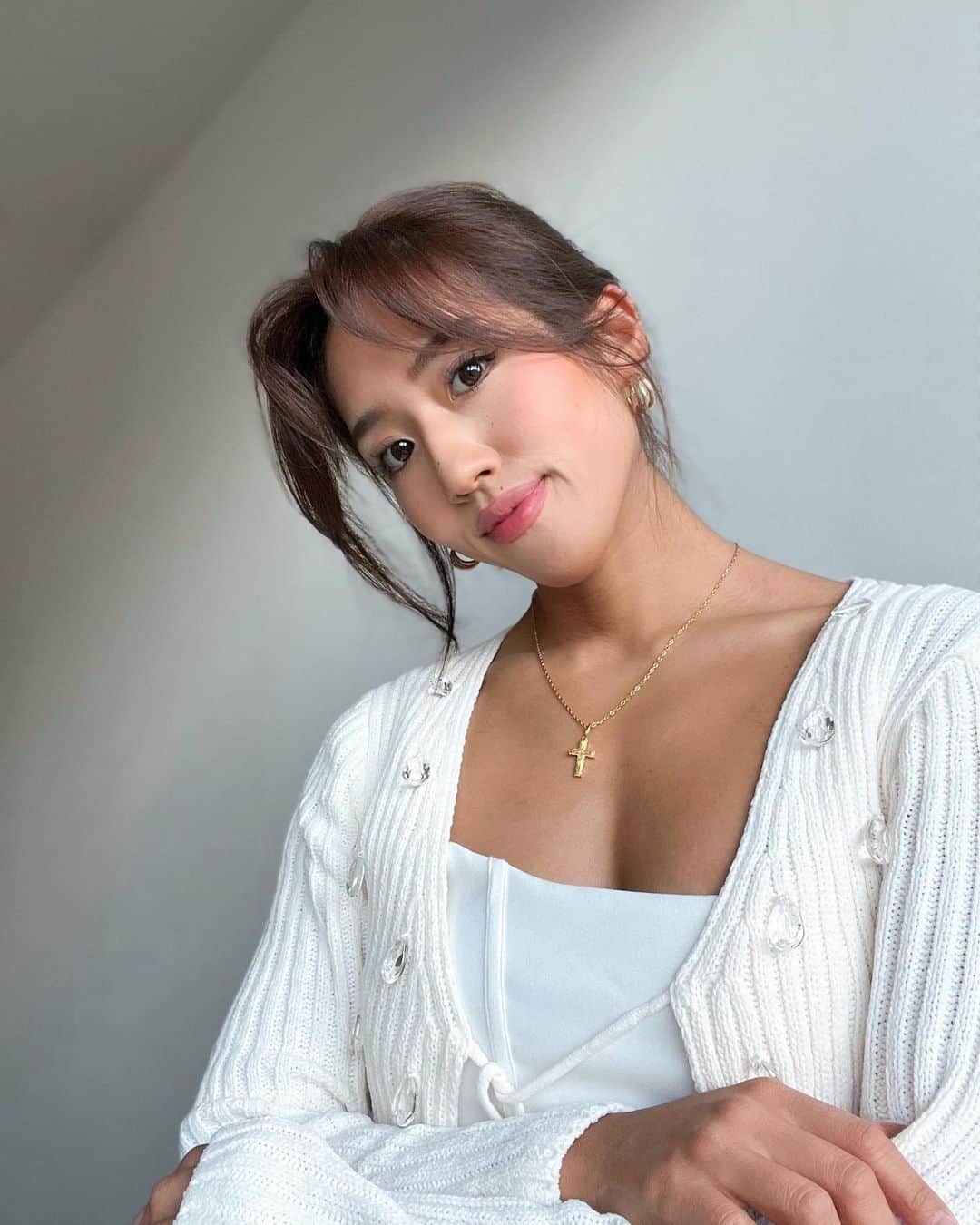 のインスタグラム：「おはようございます♡ 今日はいいお天気で家族全員でホームパーティーなので最高に幸せな気分😍 オフシーズン満喫中😆  みんなもすてきな日曜日にしてね🫶🏻」