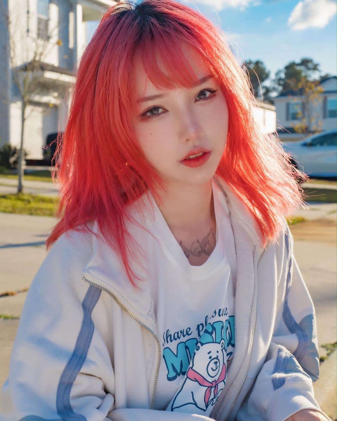 犬神洛洛子のインスタグラム：「Fall ❤️🍁」
