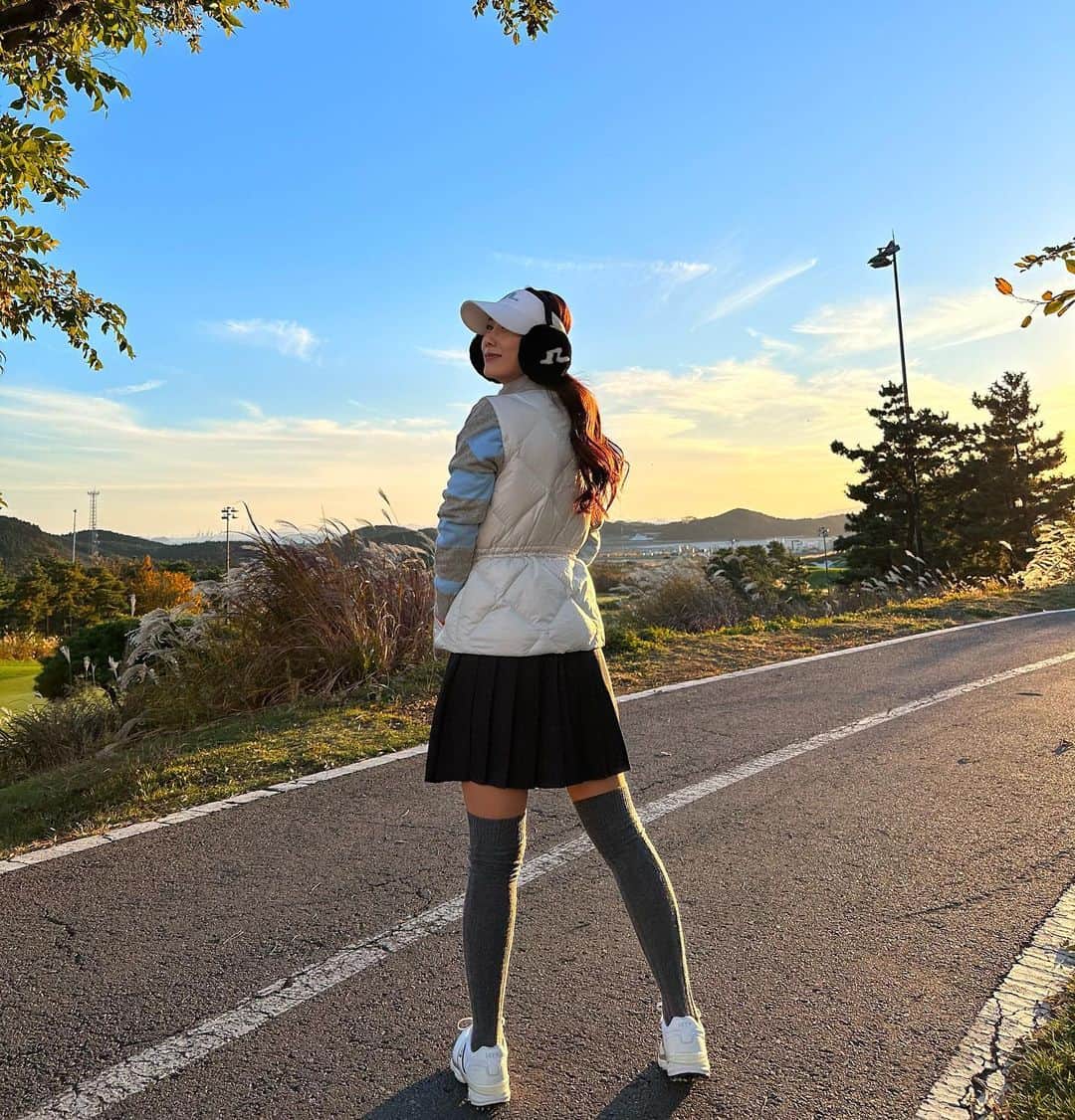 キム・ハヌルさんのインスタグラム写真 - (キム・ハヌルInstagram)「🤍」11月6日 23時17分 - haneulkim1217