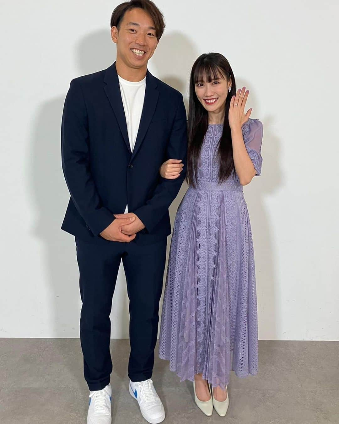 宇佐見真吾さんのインスタグラム写真 - (宇佐見真吾Instagram)「ご存知の方もいらっしゃると思いますが、この度高城れにさんと結婚する運びとなりましたのでご報告させていただきます！  これからも変わらぬご声援のほどよろしくお願いいたします！🙇」11月6日 20時46分 - usami30fs