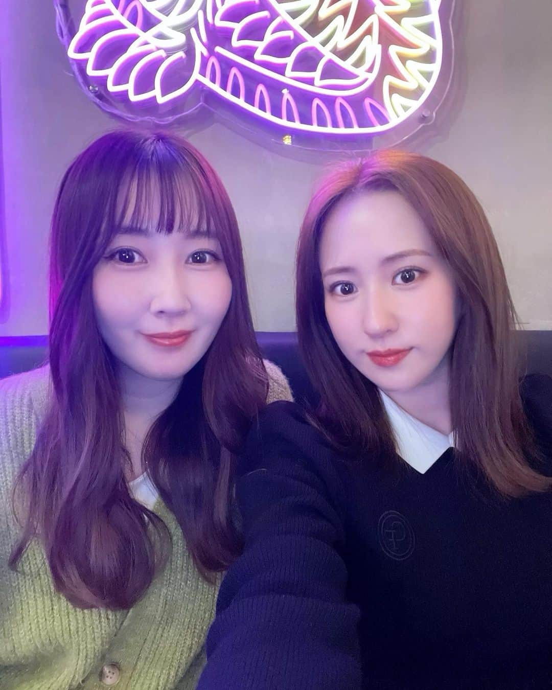 鏑木梨奈のインスタグラム：「ここのユッケとナッコプセサムギョプサル🐷 おいしかった♡  料理もお酒も種類たくさんあってまた行きたいっ！」