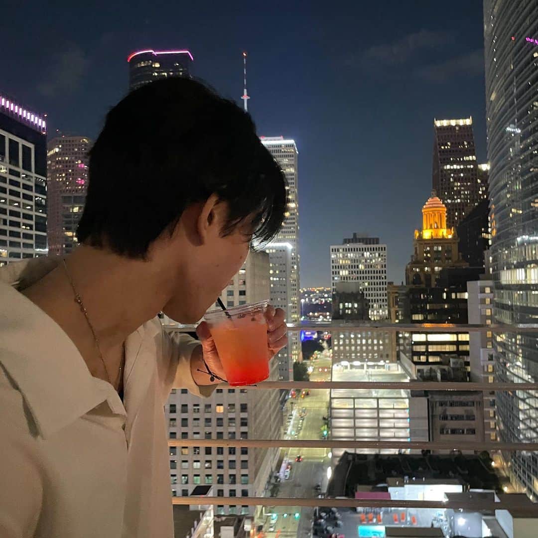 寺島圭亮のインスタグラム：「ただいま日本🇯🇵 アメリカ1ヶ月めちゃくちゃ楽しかった🇺🇸」
