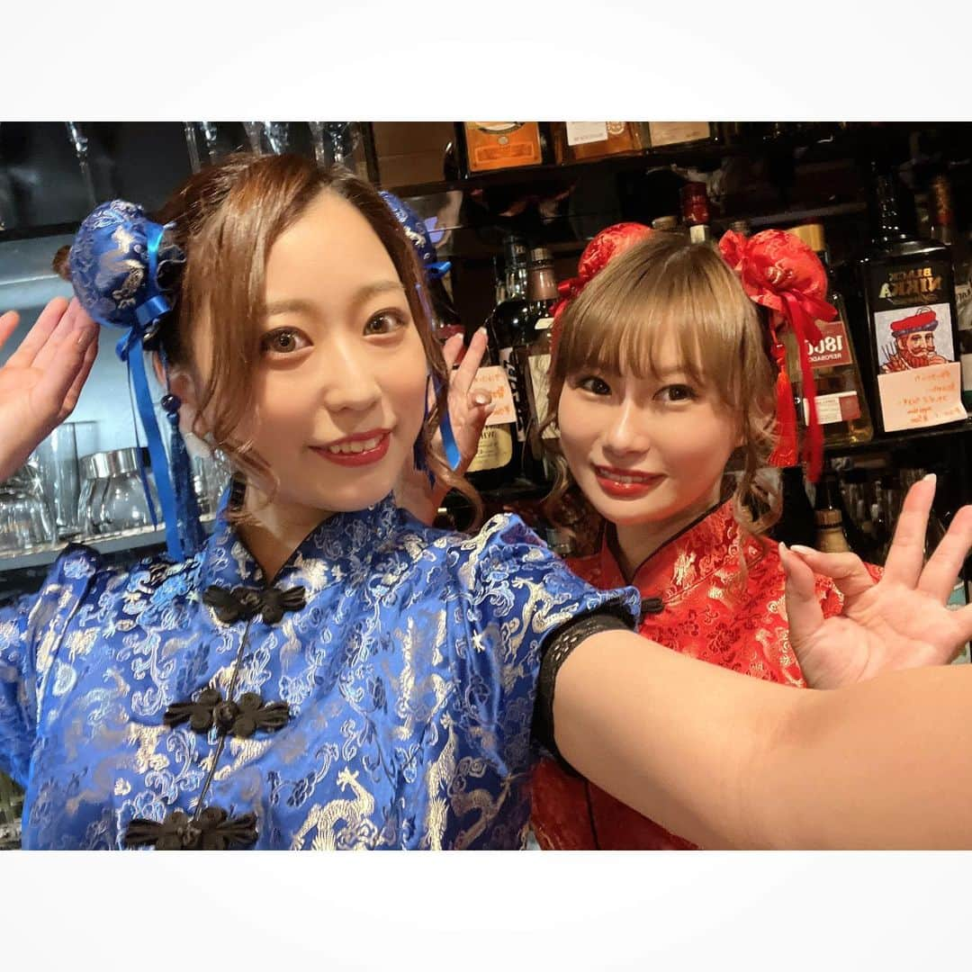 川崎芹奈さんのインスタグラム写真 - (川崎芹奈Instagram)「ナイトプール行ったり名古屋行ったり父とわんこ達と九州旅行したりもちろんハロウィンも張り切った🎃👻 コスプレ欲しい人居たらあげるので言ってください😆チャイナ以外(お気に入り)  来年からはハロウィンは2日間だな〜🥺  #ハロウィン　#ハロウィン2022 #渋ハロ　#矢場とん #名古屋グルメ #沖縄　#ナイトプール　#夏の思い出」11月7日 2時47分 - serina_yss