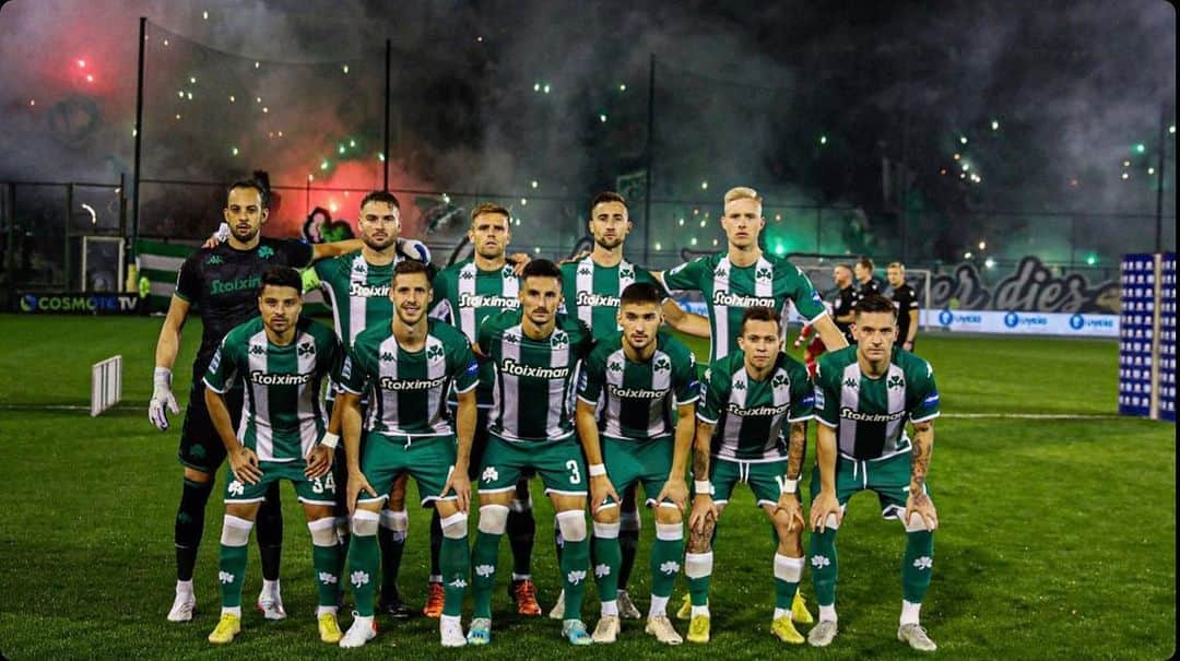 ルベン・ペレスのインスタグラム：「We are Panathinaikos. We fight till the end . ☘️」