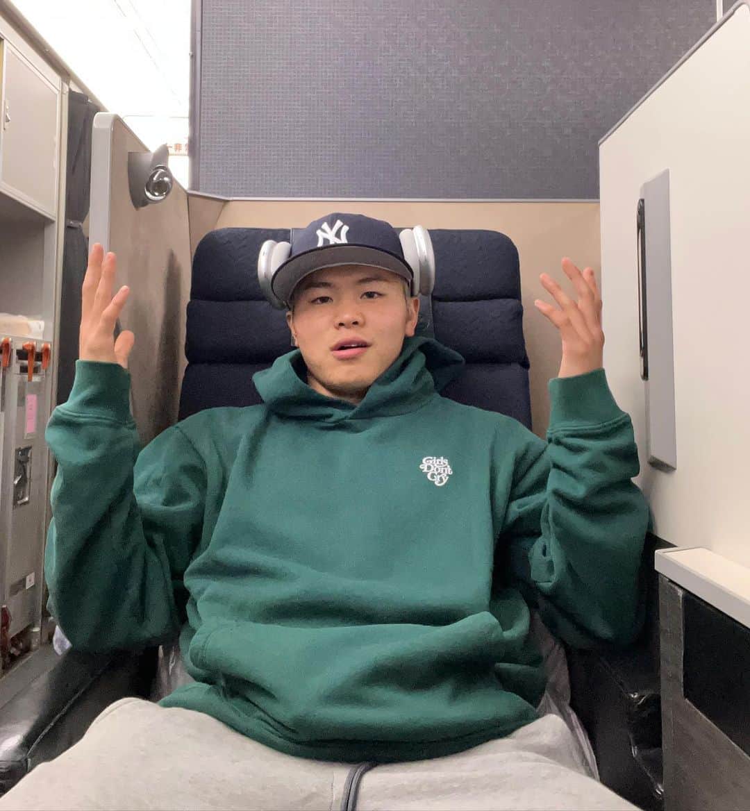 那須川天心のインスタグラム：「行ってくる🇺🇸またね🫡」