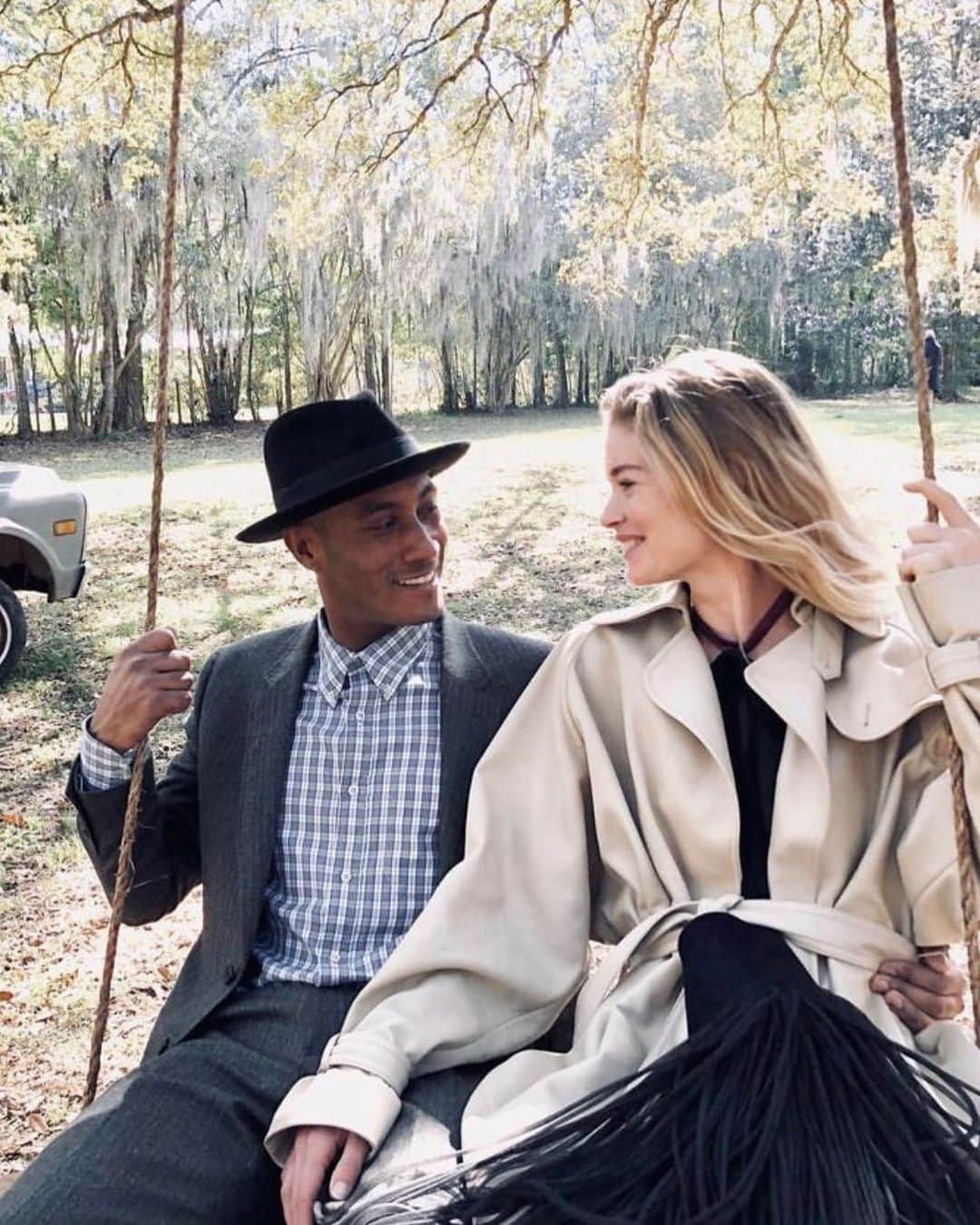 ドウツェン・クロースのインスタグラム：「Happy 12 year Anniversary @sunneryjames I love sharing this incredible journey called life with you, learning our lessons and grow old and wise together ❤️ 📷 @therealpeterlindbergh」
