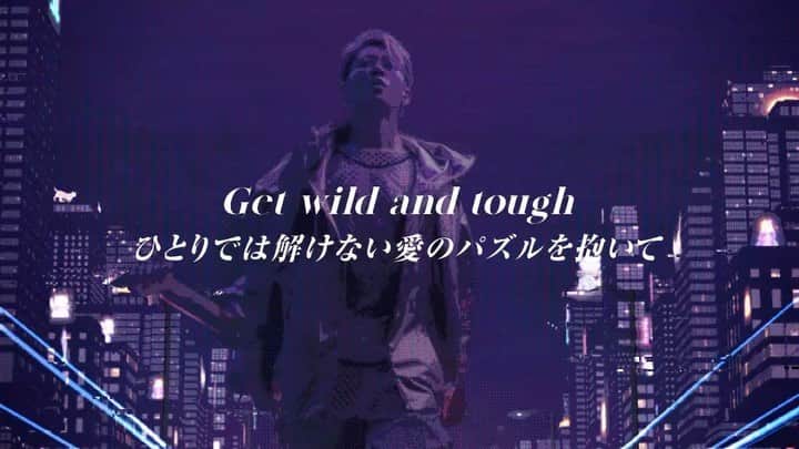 のインスタグラム：「I used to watch “City Hunter” anime and loved this song “Get Wild” made by one of the Japanese legends TM Network. Such a killer track. Honored to make a cover 🎸⚡️⚡️  ゲワイ、カバーさせていただきました  Get Wild & Tough ひとりでは解けない愛のパズルを抱いて この街でやさしさに甘えていたくはない  名曲です  💯  2022.11.23  “MIYAVIVERSE - ANIMA” (ミヤビバース) カバーアルバム発売 他も名曲ばかりなのでチェックしてみてね💿」