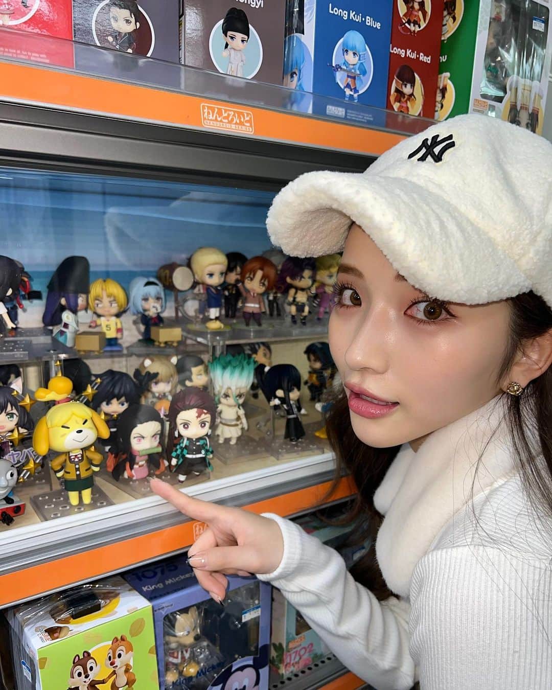 南りほのインスタグラム：「楽しかったin秋葉原🤖💙しずえさん推し」