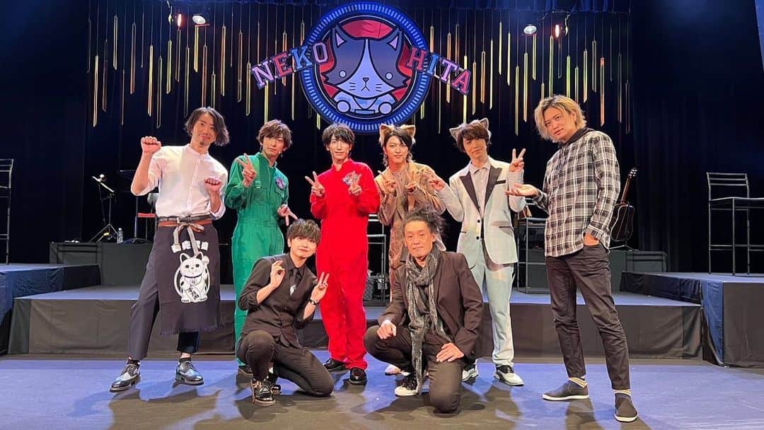 岡田翔大郎のインスタグラム：「#どしゃ猫  全公演無事に終了しました！  新しい挑戦が出来たこと、そして猫ひた視聴者の皆さんやファンの皆さんと交流できて嬉しかったです☺️ またこういう機会があるといいな〜  ご来場いただきありがとうございました！！  #猫ひた #銀岩塩」