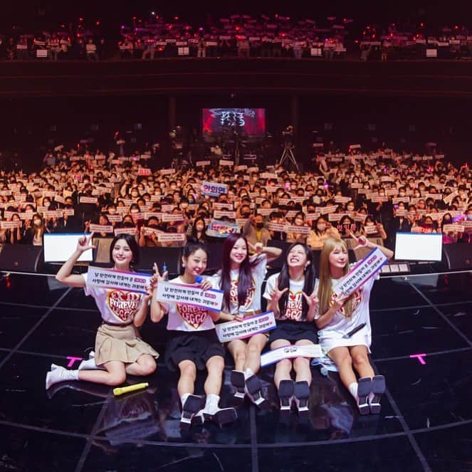 ハニのインスタグラム：「2022 성공!😎 EXID❤️LEGGO」