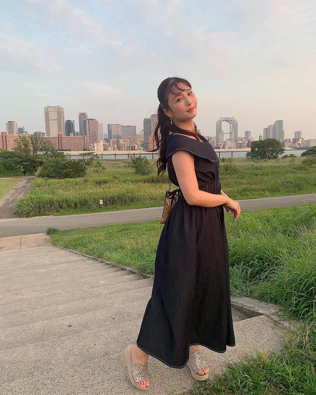 古川いおりのインスタグラム：「皆様のおかげで本日11月8日で 古川いおりデビュー10周年を迎えることができました。  ここまで大きな問題もなく活動できたのは いつも見守り支えてくださる皆様 ティーパワーズの皆さん、SODの皆さん、スタッフの皆さん、か店舗関係者の皆様、各媒体の皆様のおかげです。 本当にありがとうございます🙇‍♀️✨✨  古川いおりは年内で引退しますが 来年からはもしよろしければで構いません 頭の片隅で覚えてていただけたら嬉しいです💗💗  残り2ヶ月弱ではありますが どうぞよろしくお願いいたします🙇‍♀️」