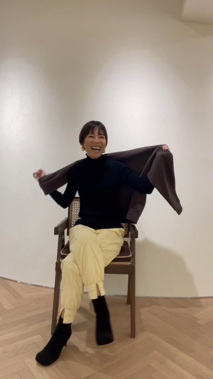 正中雅子のインスタグラム：「このあと14:00より新作発売です🫶  今日着てきたフクから 着回してみました☺︎  今日発売の新作は着回し効いて色んなスタイリングが楽しめますよ♡  #MACHATT #masaco服」