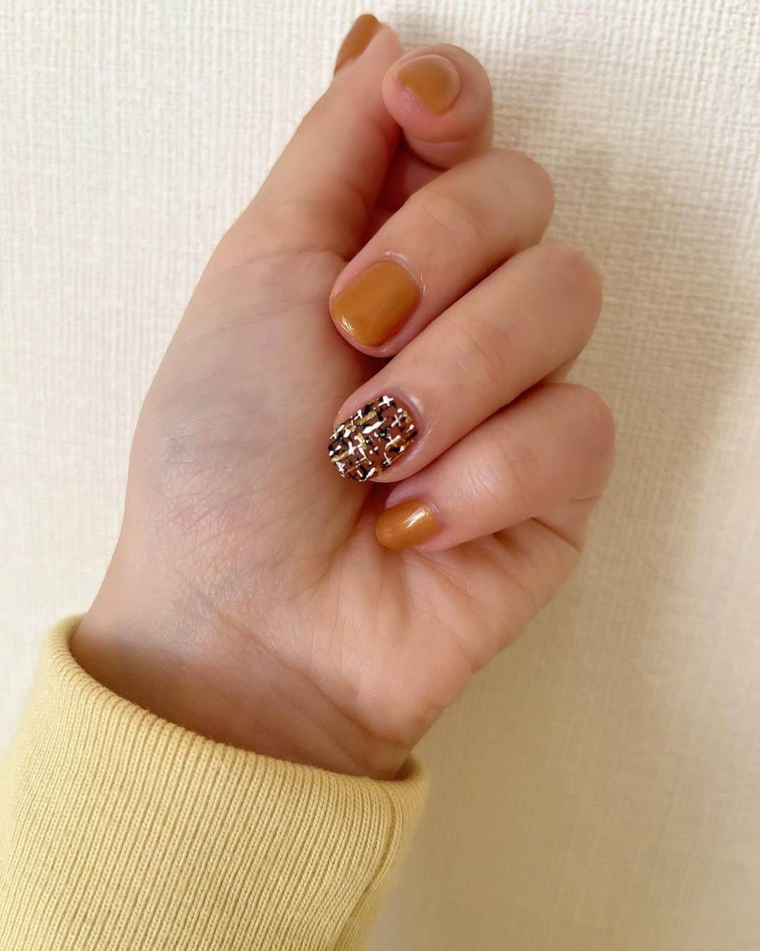 成瀬心美さんのインスタグラム写真 - (成瀬心美Instagram)「💅  もったいぶったから いっぱい見せちゃう もんねー！！みてみて🤣  秋っぽくしたよ♡  #nail #Autumn」11月8日 14時55分 - coco3ndazo