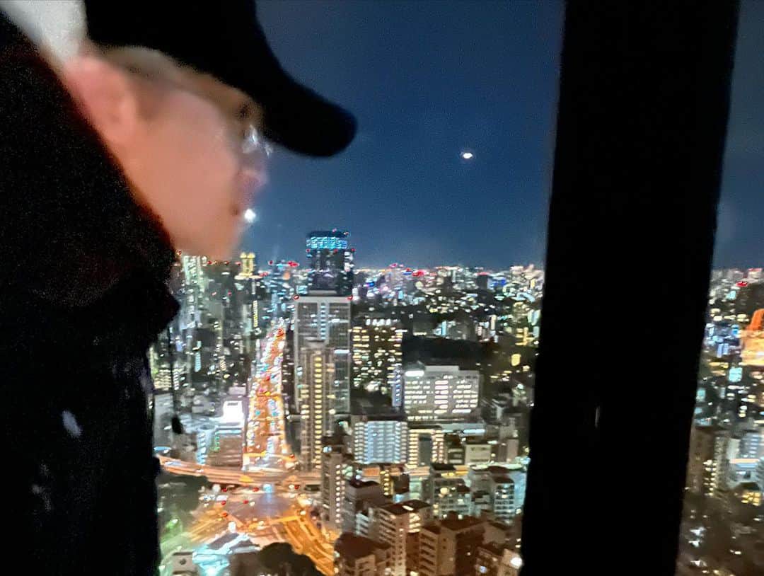 高橋聖那さんのインスタグラム写真 - (高橋聖那Instagram)「． 東京を眺めてきますた」11月8日 19時39分 - seina_takahashi_official