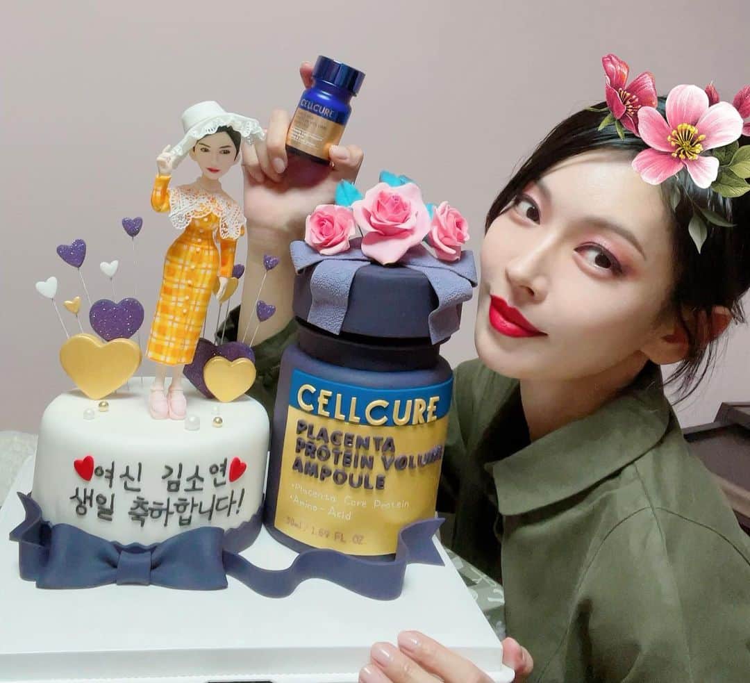 キム・ソヨンのインスタグラム：「#셀큐어 💖감사합니다 🌸 @cellcure_official」
