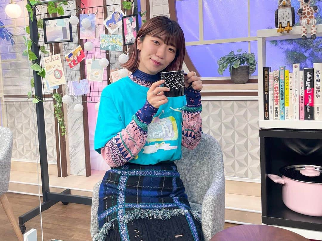 ぱいぱいでか美さんのインスタグラム写真 - (ぱいぱいでか美Instagram)「BOOKSTAND TV📕毎週火曜深夜2時！ . 先月からMCに就任した『BOOKSTAND TV』📕 11月のゲストさんご紹介します！  11/1 女優の永島聖羅さん 11/8 Smappa!Group会長の手塚マキさん 11/15 社会学者の周東美材さん 11/22 つばきファクトリーの浅倉樹々さん 11/29 ラジオパーソナリティの綿谷エリナさん  アーカイブはBS12での放送後に番組公式YouTubeにアップされます！ チャンネル登録&高評価、コメントなどよろしくお願いしますー！ . #BOOKSTANDTV #永島聖羅 さん #手塚マキ さん #周東美材 さん #浅倉樹々 さん #つばきファクトリー #綿谷エリナ さん #でか美ちゃん #原カントくん」11月8日 20時51分 - paipaidekami