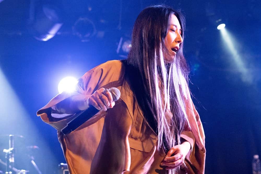 天野月のインスタグラム：「Birthday Live 2022 ① Photo by Kosuke Koyama」
