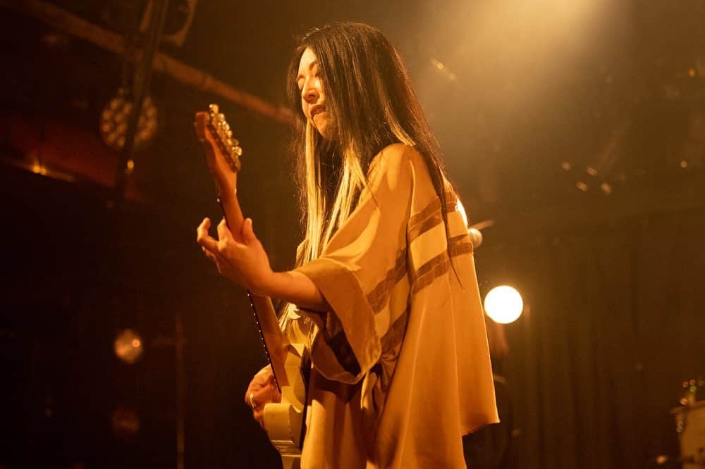 天野月さんのインスタグラム写真 - (天野月Instagram)「Birthday Live 2022 ① Photo by Kosuke Koyama」11月9日 8時23分 - tsuki_amano_official