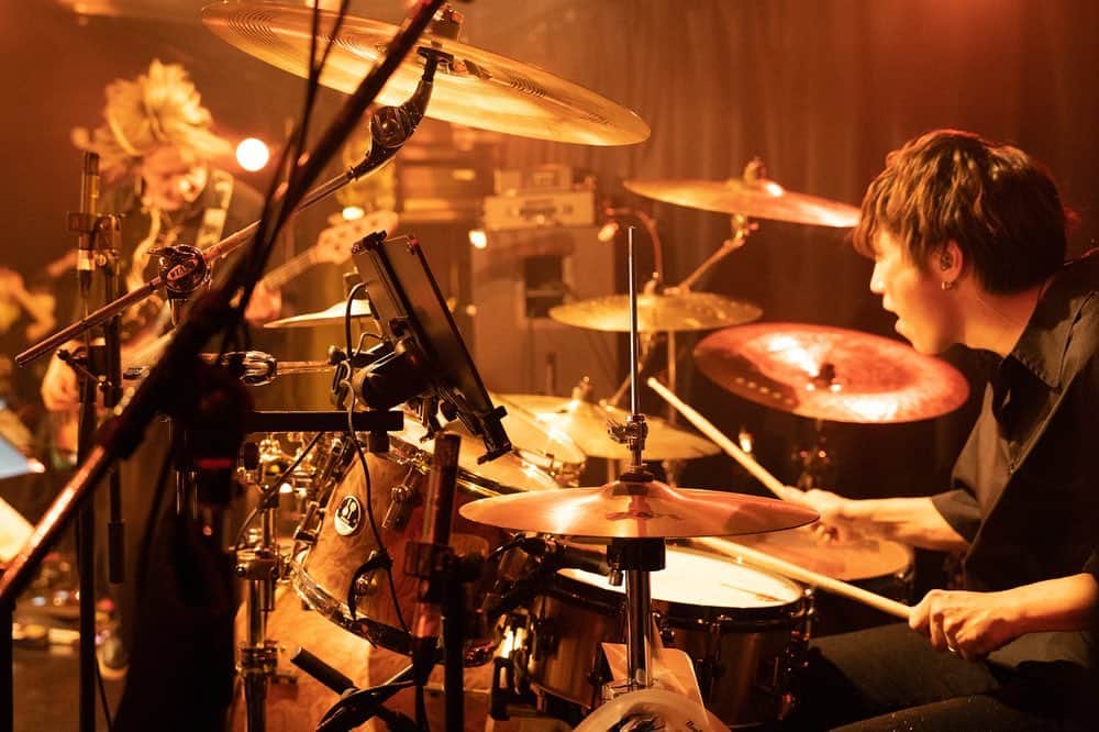 天野月さんのインスタグラム写真 - (天野月Instagram)「Birthday Live 2022 ① Photo by Kosuke Koyama」11月9日 8時23分 - tsuki_amano_official