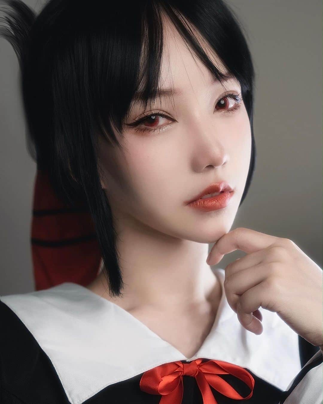 犬神洛洛子のインスタグラム：「Kaguya cosplay remake! ❤️ Last time was 3 years ago lol #kaguya #kaguyasama #kaguyashinomiya #kaguyasamaloveiswar #cosplay #かぐや様は告らせたい #四宮かぐや #コスプレ」