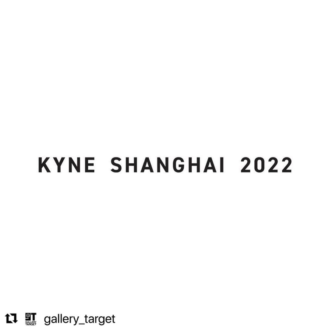 KYNEのインスタグラム：「#Repost @gallery_target with @use.repost ・・・ “KYNE SHANGHAI 2022”  “Healing x Healing” curated by Kaikai Kiki Gallery in 2020.  A group show “The Pulse of Modernity” at Powerlong Museum and presentation at West Bund Art & Design in 2021.  This year, with new body of works including sculptures, we are happy to present KYNE’s largest ever solo exhibition “KYNE SHANGHAI 2022” at Powerlong Museum, Shanghai starting from Nov. 9th.  KYNE SHANGHAI 2022 2022.11.9 - 12.11  Address:No.3055 Caobao Road, Minhang District, Shanghai Venue: Powerlong Museum Hall 7 Opening Hours:10:00-18:00 (Last Entry 5pm.)(Closed on Monday)  Organizer:Powerlong Museum Co-Organizer:GALLERY TARGET  @route3boy  #kyne  #powerlongmuseum」