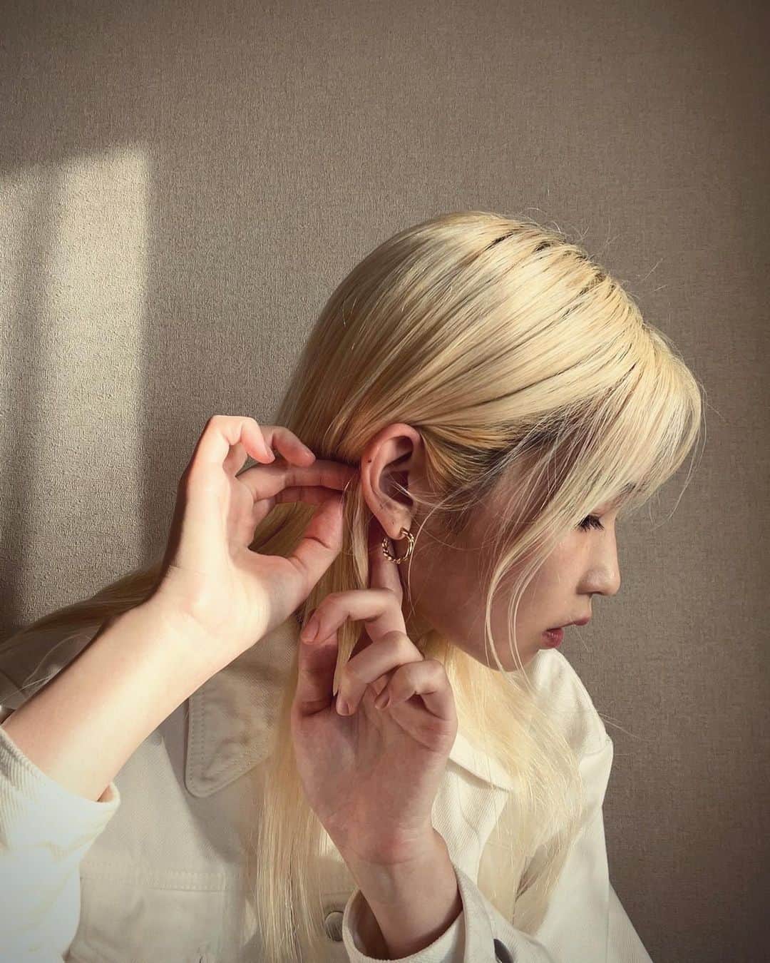 長田 侑子のインスタグラム：「いつか娘にもつけて欲しい素敵なピアス🤎🏹🤌/ @fauvirame」
