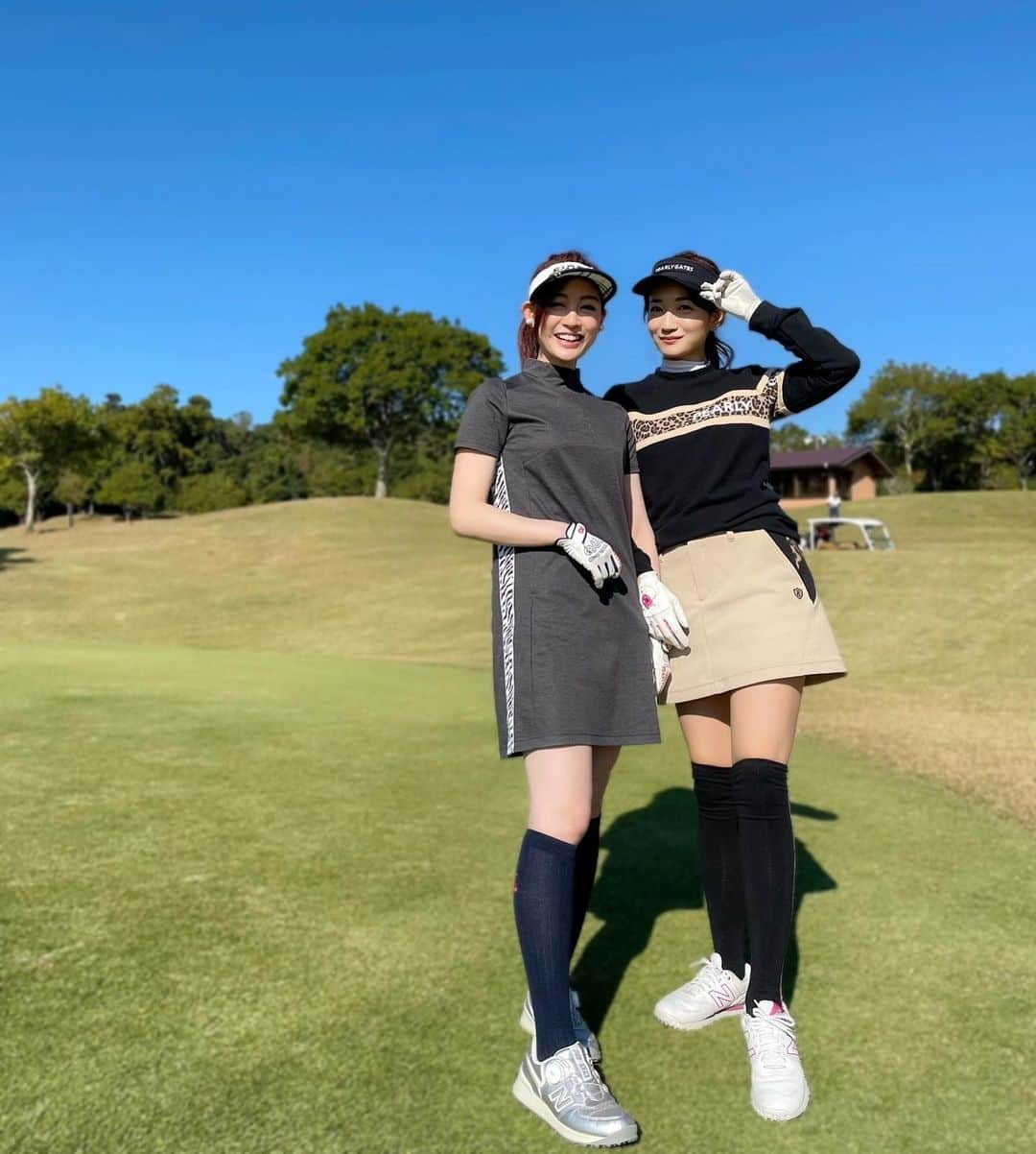 松原江里佳さんのインスタグラム写真 - (松原江里佳Instagram)「⛳️ 初めての豹柄黒コーデ🐆 えりなちゃんはゼブラ🦓コーデだったので、肉食動物と草食動物が夢の共演。 ❤︎ ❤︎ #golf  #ゴルフ #ゴルフ女子 になれたらと #pearlygates  #ブラックコーデ #tiger  #アパレル #ブランド  #골린이 #골프  #フリーアナウンサー #スターダスト #でこ」11月9日 22時50分 - erika_matsubara