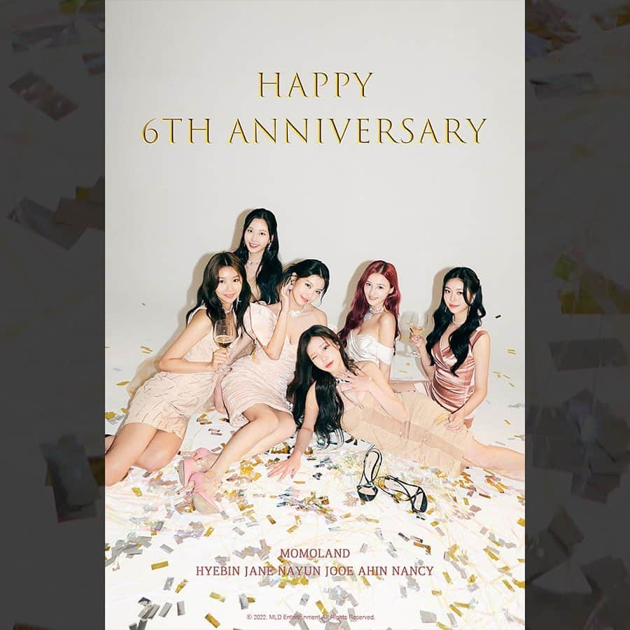 MOMOLANDのインスタグラム：「MOMOLAND 6th Anniversary♥ 언제나 함께 해준 메리, 고마워요♥  #MOMOLAND #모모랜드」